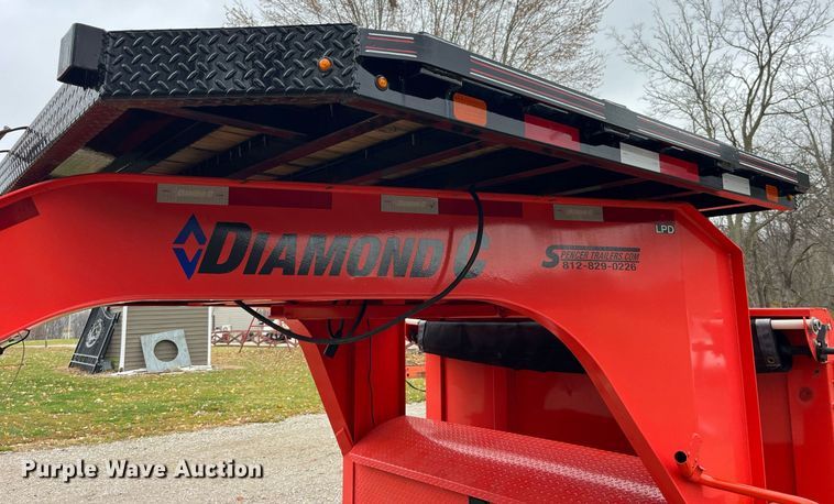 image for item LD9876 2021 Road Clipper 46UFU2034M1237893  dump trailer