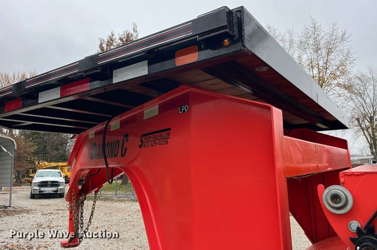 image for item LD9876 2021 Road Clipper 46UFU2034M1237893  dump trailer