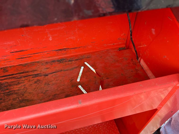 image for item LD9876 2021 Road Clipper 46UFU2034M1237893  dump trailer