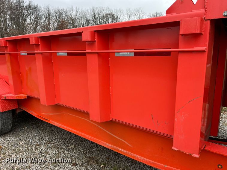 image for item LD9876 2021 Road Clipper 46UFU2034M1237893  dump trailer