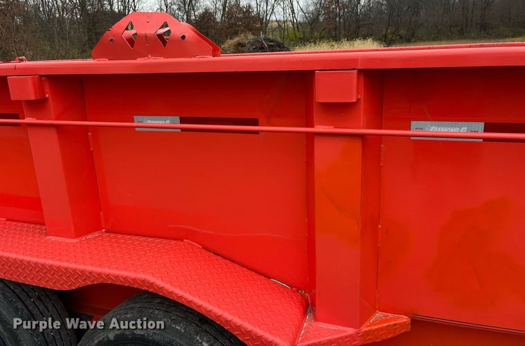 image for item LD9876 2021 Road Clipper 46UFU2034M1237893  dump trailer