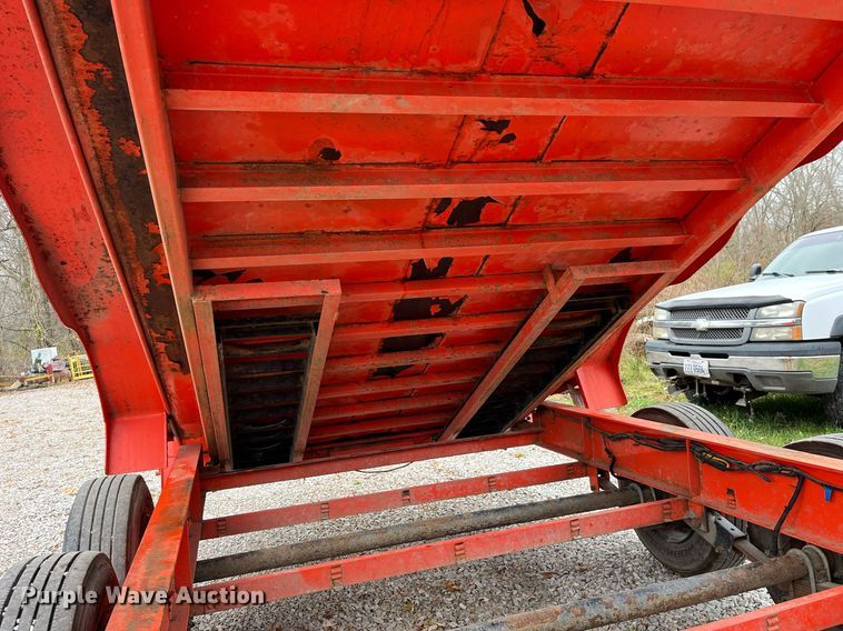 image for item LD9876 2021 Road Clipper 46UFU2034M1237893  dump trailer