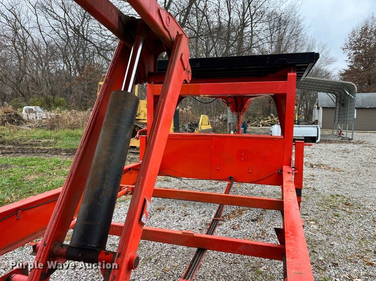 image for item LD9876 2021 Road Clipper 46UFU2034M1237893  dump trailer