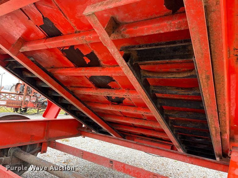 image for item LD9876 2021 Road Clipper 46UFU2034M1237893  dump trailer