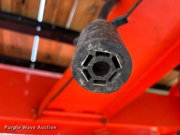 image for item LD9876 2021 Road Clipper 46UFU2034M1237893  dump trailer