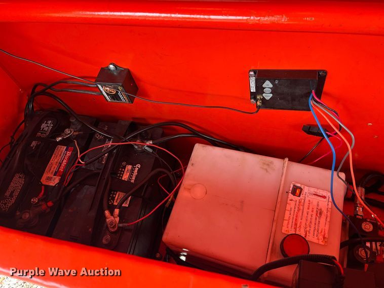 image for item LD9876 2021 Road Clipper 46UFU2034M1237893  dump trailer