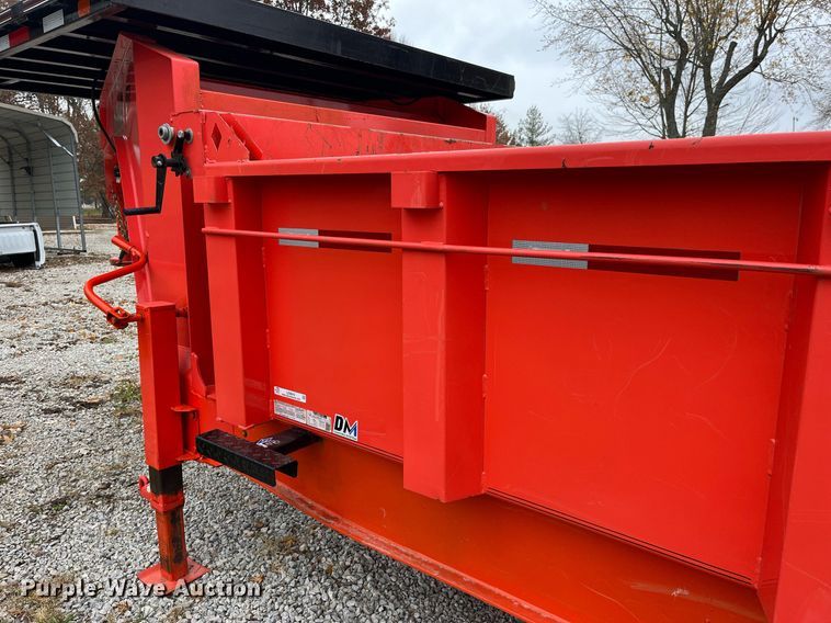 image for item LD9876 2021 Road Clipper 46UFU2034M1237893  dump trailer