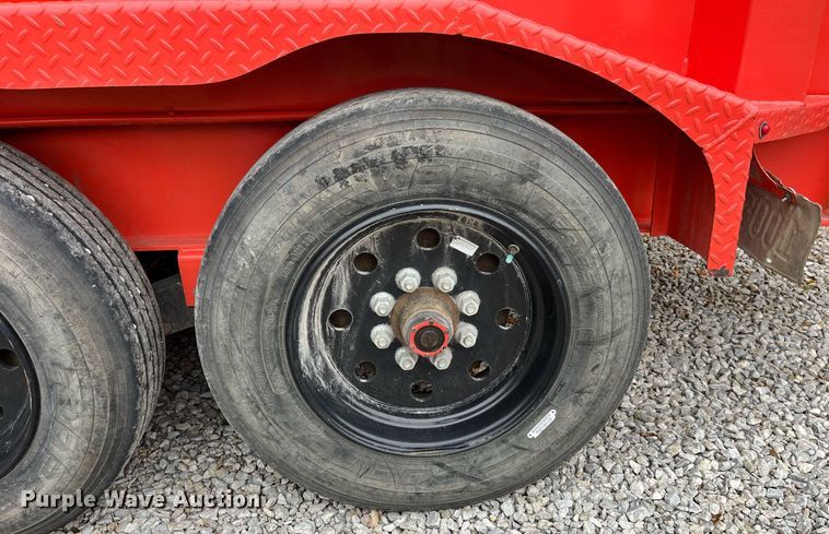 image for item LD9876 2021 Road Clipper 46UFU2034M1237893  dump trailer