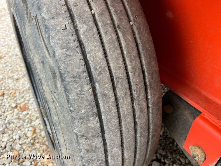 image for item LD9876 2021 Road Clipper 46UFU2034M1237893  dump trailer