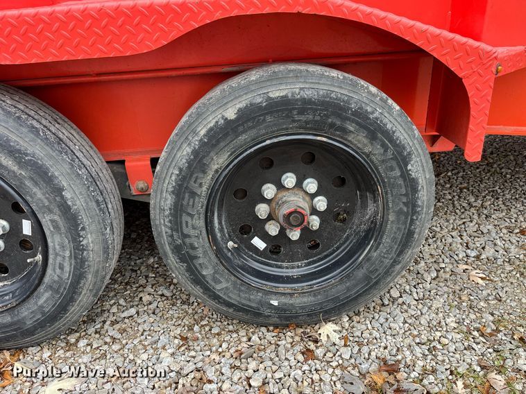 image for item LD9876 2021 Road Clipper 46UFU2034M1237893  dump trailer