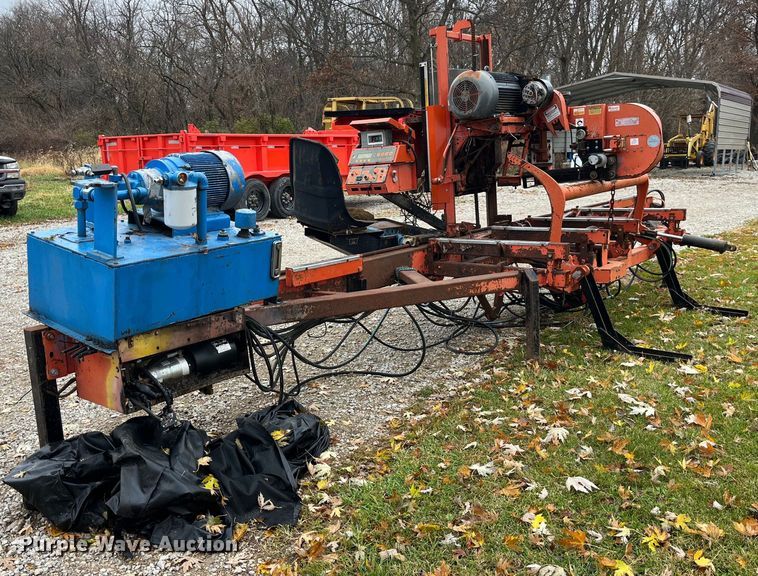 image for item LD9877 Wood-mizer  sawmill