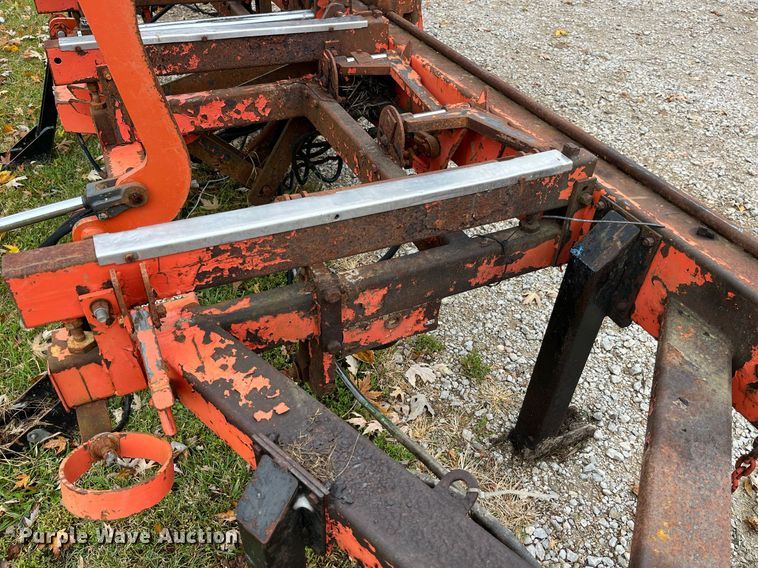 image for item LD9877 Wood-mizer  sawmill