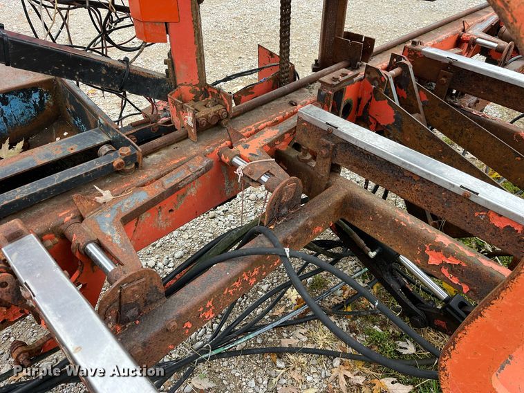 image for item LD9877 Wood-mizer  sawmill