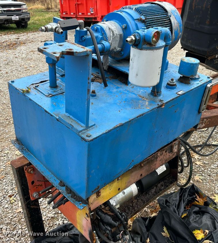 image for item LD9877 Wood-mizer  sawmill