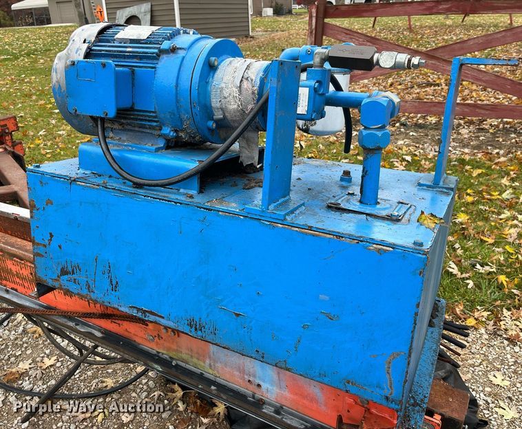 image for item LD9877 Wood-mizer  sawmill