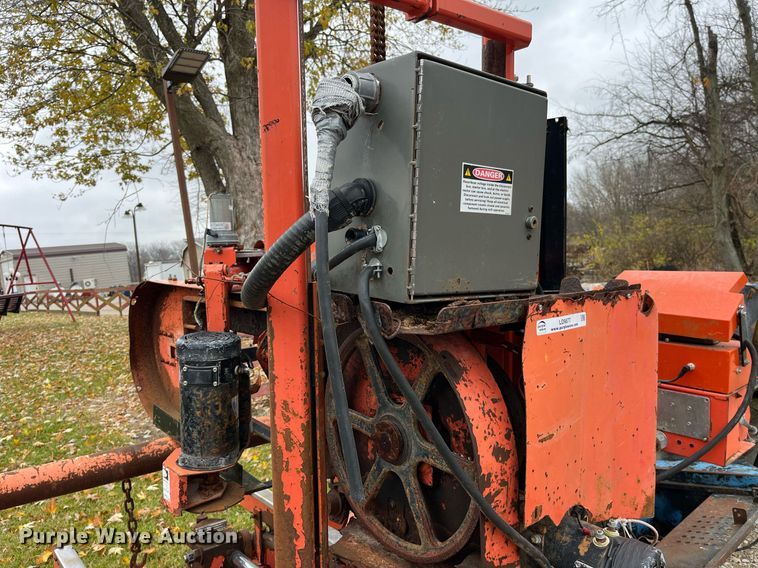 image for item LD9877 Wood-mizer  sawmill