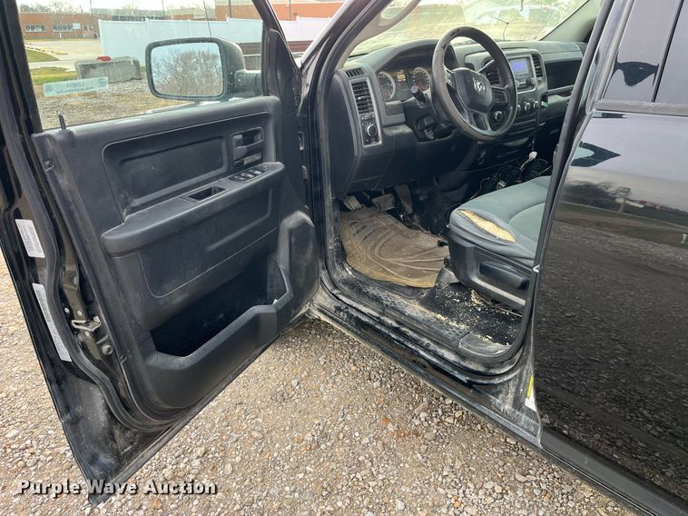 image for item LD9914 2014 Dodge Ram 1500  Quad Cab pickup truck