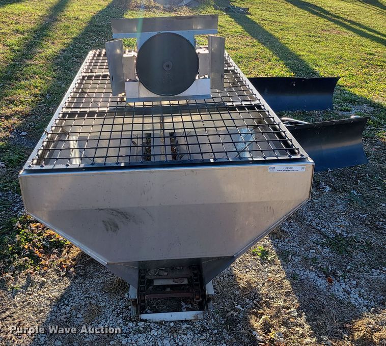 image for item LJ9382 Buyers Salt Dogg  Stainless salt spreader