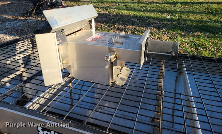 image for item LJ9382 Buyers Salt Dogg  Stainless salt spreader