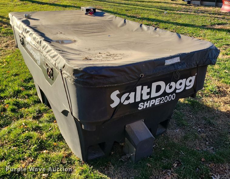 image for item LJ9387 Salt Dogg SHPE2000  salt spreader