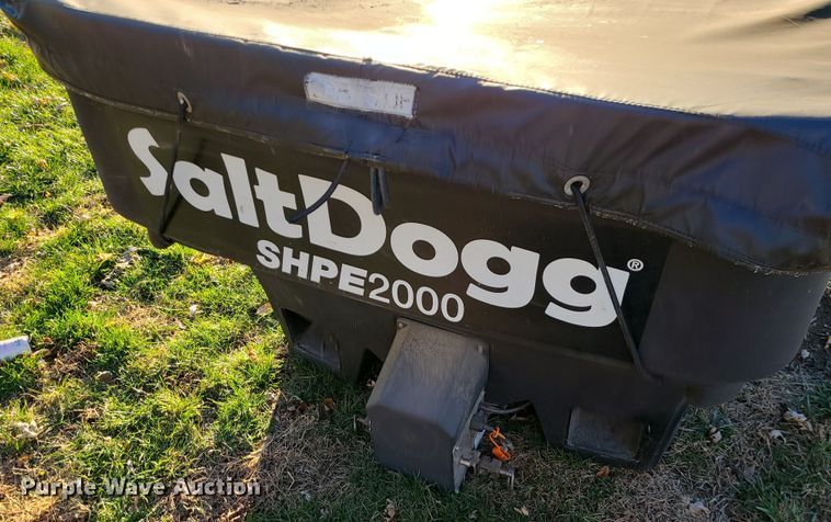 image for item LJ9387 Salt Dogg SHPE2000  salt spreader