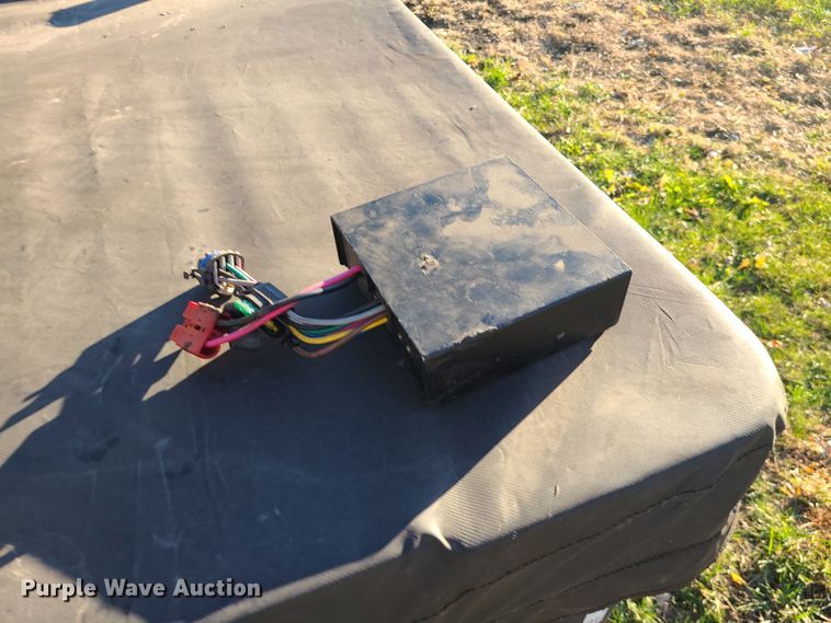 image for item LJ9387 Salt Dogg SHPE2000  salt spreader