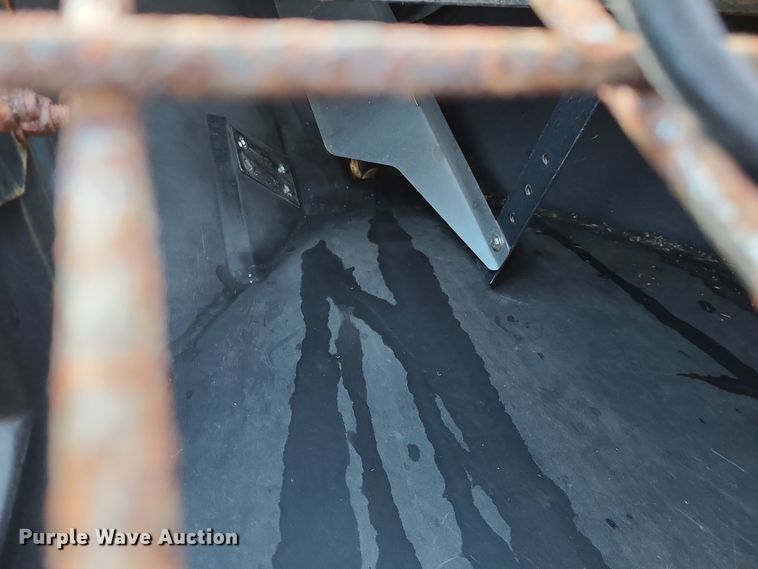 image for item LJ9387 Salt Dogg SHPE2000  salt spreader