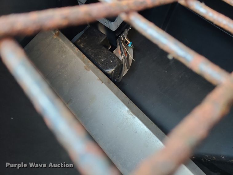 image for item LJ9387 Salt Dogg SHPE2000  salt spreader