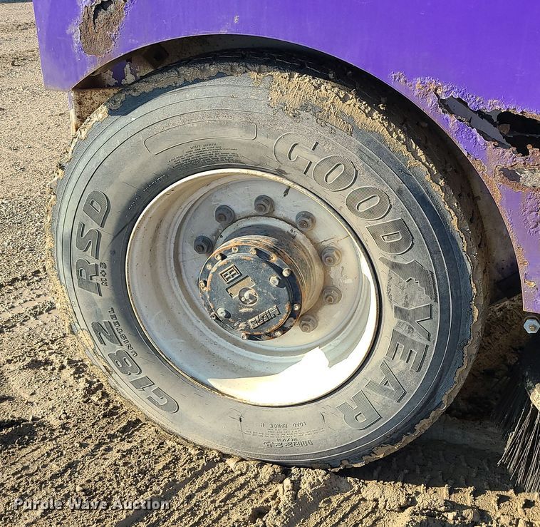 image for item LJ9392 2003 Elgin Series P  street sweeper