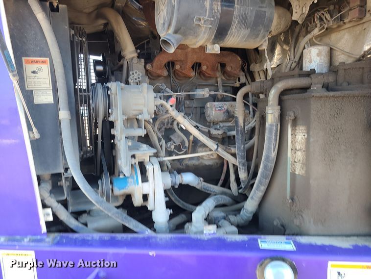 image for item LJ9392 2003 Elgin Series P  street sweeper