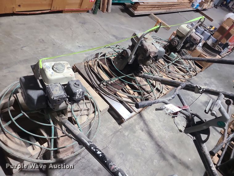 image for item LJ9399 (3) Mq Whiteman concrete trowels