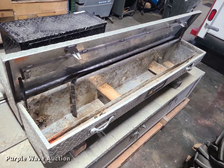 image for item LJ9401 (6) Aluminum tool boxes