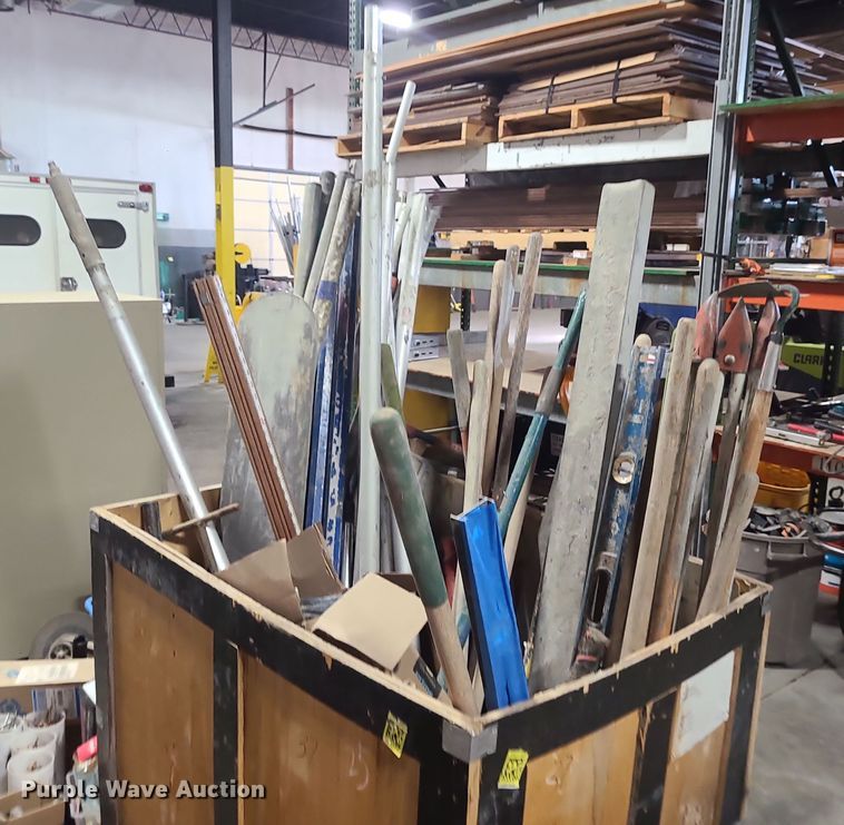 image for item LJ9402 Concrete equip