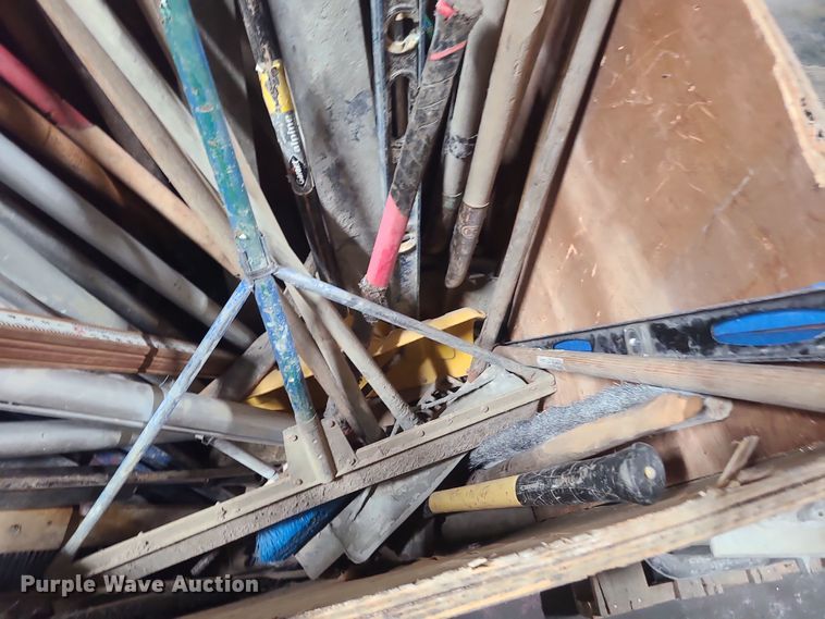 image for item LJ9402 Concrete equip