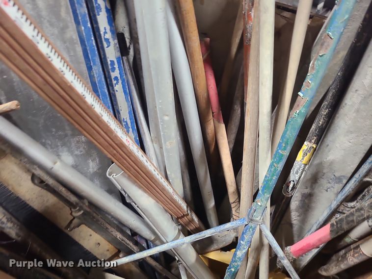 image for item LJ9402 Concrete equip