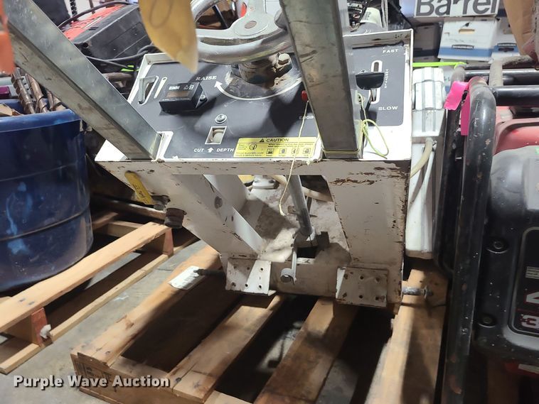 image for item LJ9403 Tools