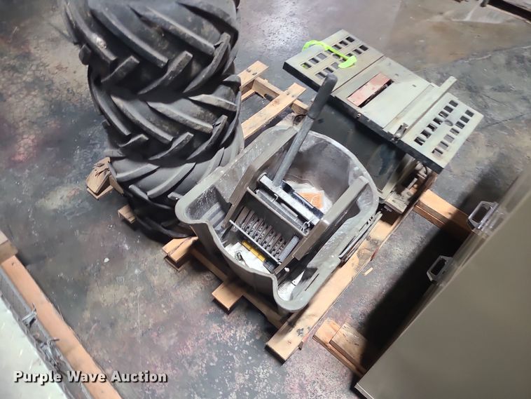 image for item LJ9404 Tools