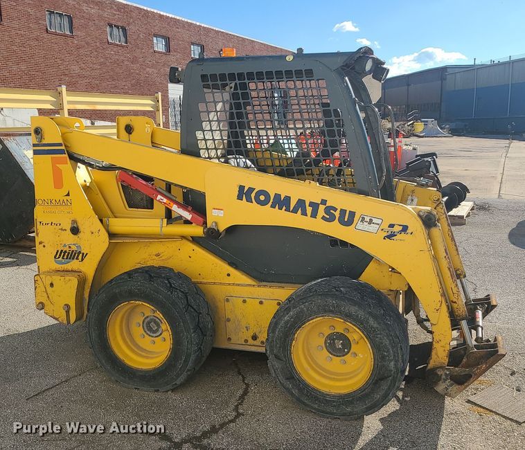 image for item LJ9406 2008 Komatsu SK1020-5N  skid steer loader