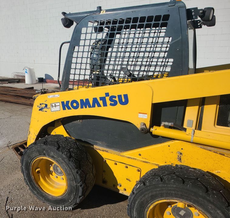 image for item LJ9406 2008 Komatsu SK1020-5N  skid steer loader