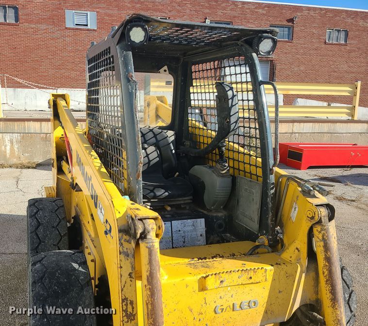 image for item LJ9406 2008 Komatsu SK1020-5N  skid steer loader