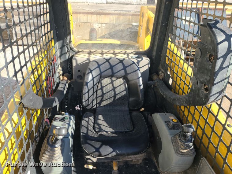 image for item LJ9406 2008 Komatsu SK1020-5N  skid steer loader
