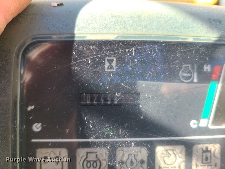 image for item LJ9406 2008 Komatsu SK1020-5N  skid steer loader