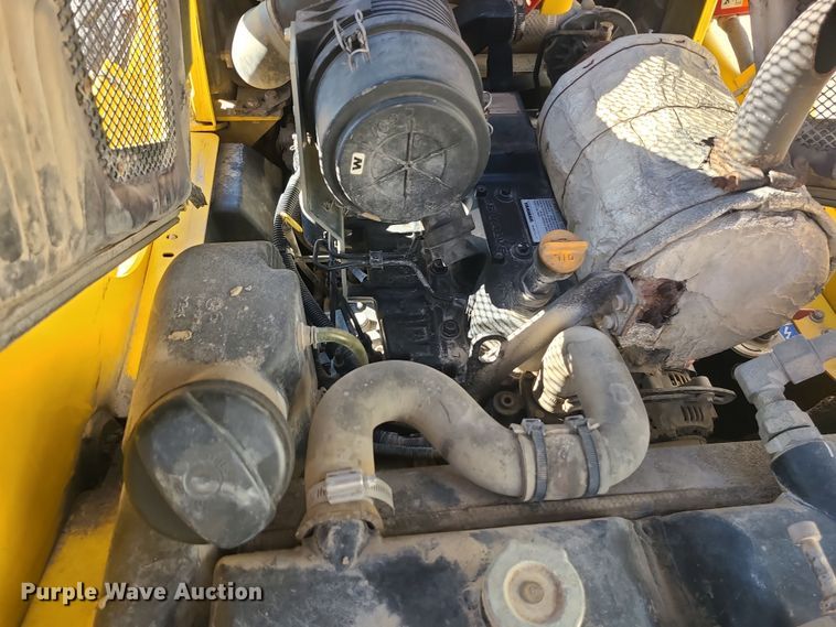 image for item LJ9406 2008 Komatsu SK1020-5N  skid steer loader