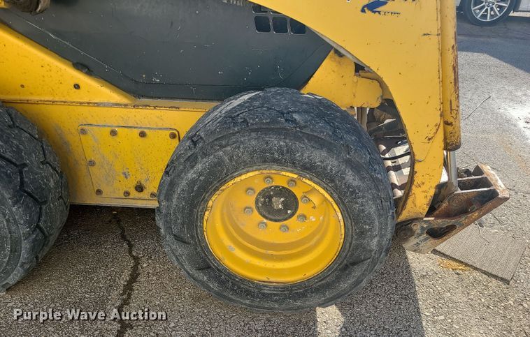 image for item LJ9406 2008 Komatsu SK1020-5N  skid steer loader