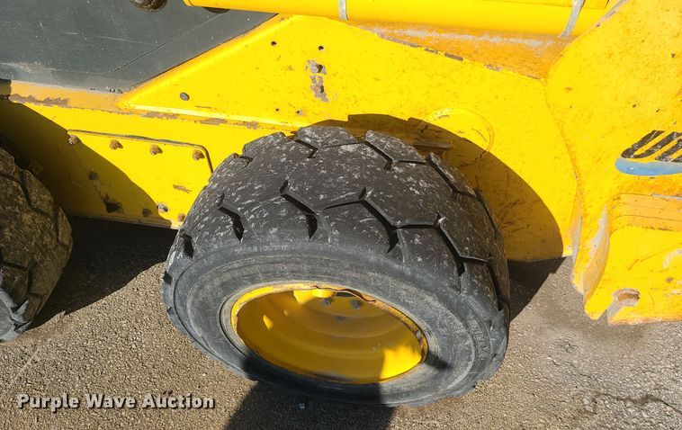 image for item LJ9406 2008 Komatsu SK1020-5N  skid steer loader