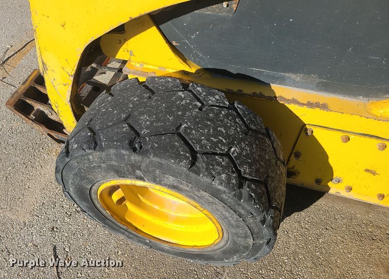 image for item LJ9406 2008 Komatsu SK1020-5N  skid steer loader
