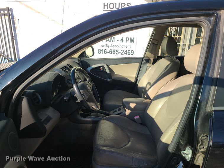 image for item LJ9409 2007 Toyota RAV4  SUV