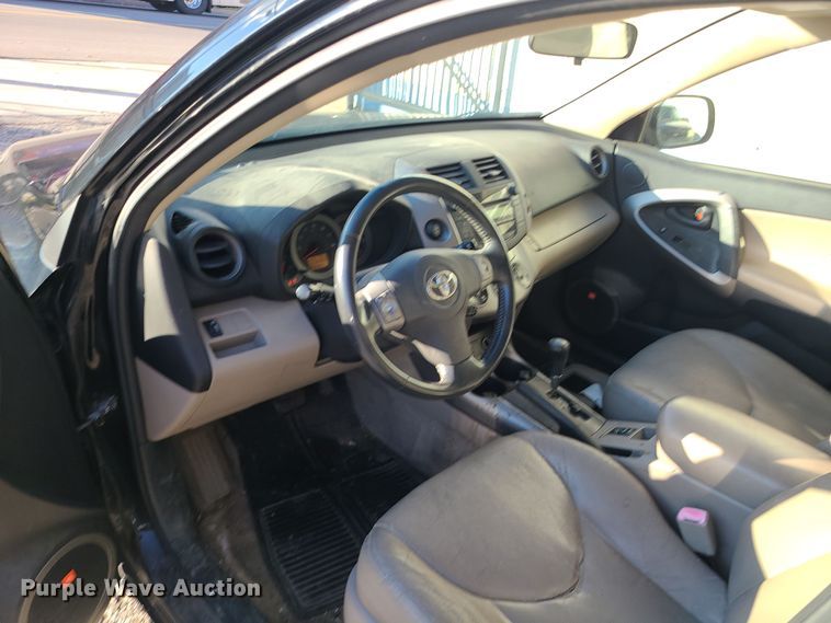 image for item LJ9409 2007 Toyota RAV4  SUV