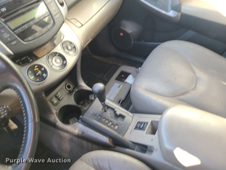 image for item LJ9409 2007 Toyota RAV4  SUV