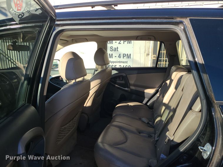 image for item LJ9409 2007 Toyota RAV4  SUV